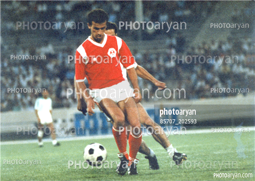 بازیکنان دهه های مختلف فوتبال ایران22-محسن عاشوریَ,