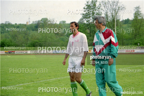 بازیکنان دهه های مختلف فوتبال ایران 6-حمید درخشان,امیر حاج‌رضایی,