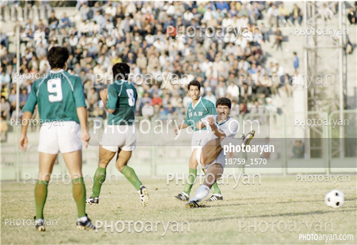 بازیکنان دهه های مختلف فوتبال ایران 3-نادر محمدخانی,محسن گروسی,