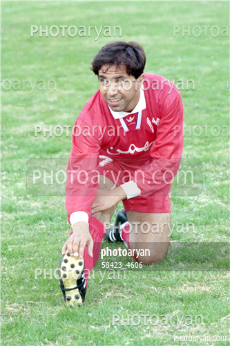 بازیکنان دهه های مختلف فوتبال ایران 15-علی اصغر مدیر روستا,