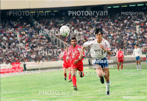 بازیکنان دهه های مختلف فوتبال ایران 16-حمیدروزبهانی,