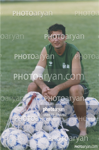 بازیکنان دهه های مختلف فوتبال ایران 38-