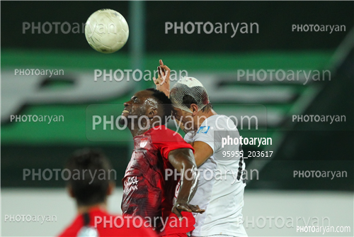  پرسپولیس 0-ذوب آهن 1 (99/05/17)-Christian Osaguona (کریستین اوساگونا),وفا هخامنشی,