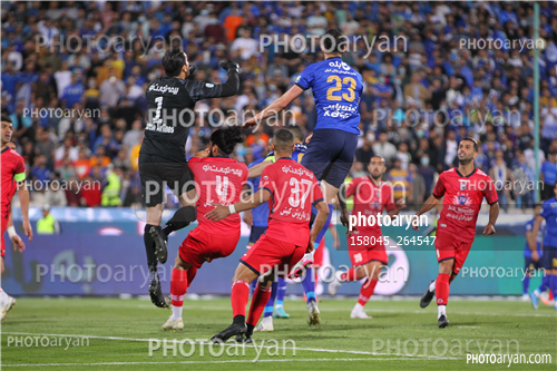 استقلال 0 (4)- نساجی مازندران  0 (5)  (1401/01/22)-ارمان قاسمی,مرتضی منصوری,علیرضا حقیقی,امیر مهدی جان ملکی,