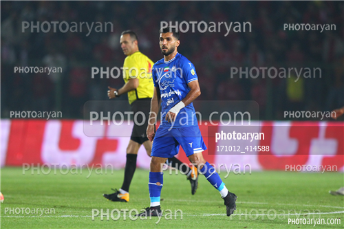 استقلال 0-تراکتور 2    (1403/08/10)-