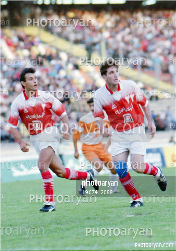 بازیکنان دهه های مختلف فوتبال ایران 3-یحیی گل محمدی,ادموند بزیک,