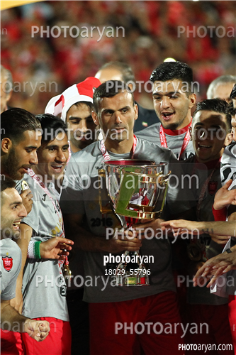 جشن قهرمانی تیم فوتبال پرسپولیس 96/01/30-فرشاد احمدزاده,شهاب کرمی,رضا کرملا چعب,سید جلال حسینی,محمد امین آرام طبع,حامد آقایی,