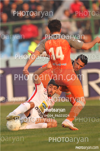 سایپا 0-پرسپولیس  2 (98/09/23)-