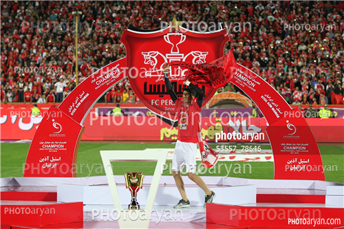 جشن قهرمانی پرسپولیس  (97/02/07)-علیرضا بیرانوند,