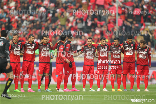 استقلال 3-پرسپولیس 2 -95/11/24-محمد انصاری,صادق محرمی,مهدی طارمی,سروش رفیعی,علیرضا بیرانوند,رامین رضائیان,حسین ماهینی,وحید امیری,محسن مسلمان,فرشاد احمدزاده,سید جلال حسینی,