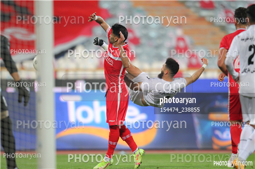 پرسپولیس 2- ذوب آهن  0 (1400/10/03)-