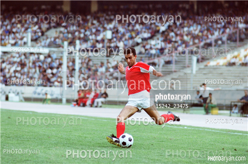 بازیکنان دهه های مختلف فوتبال ایران 2-حسین عبدی,