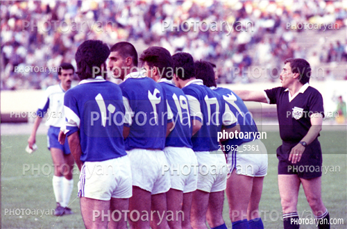 بازیکنان دهه های مختلف فوتبال ایران 7-شاهرخ بیانی,رضا حسن زاده,کوروش تشت زر,