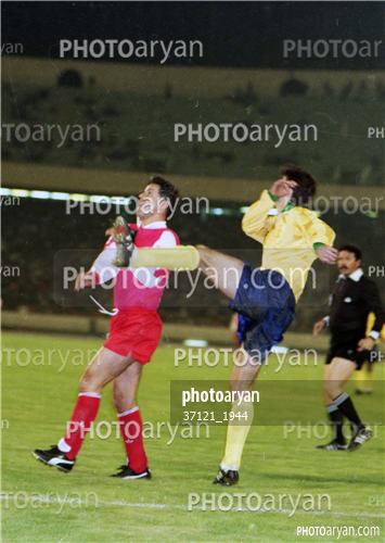 بازیکنان دهه های مختلف فوتبال ایران 11-فرشاد پیوس  Farshad Pious,