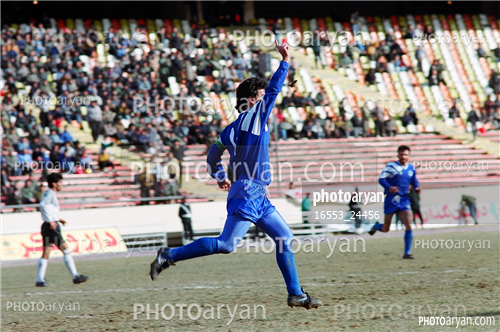 بازیکنان دهه های مختلف فوتبال ایران 2-شاهرخ بیانی,