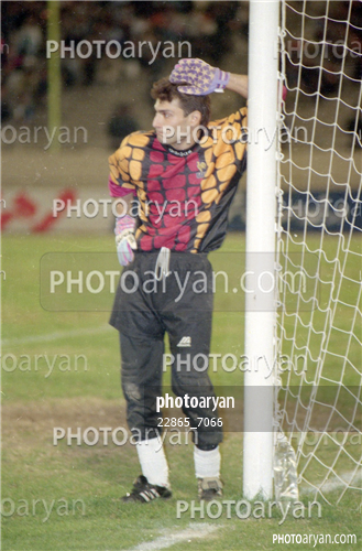 بازیکنان دهه های مختلف فوتبال ایران 9-هادی طباطبایی,