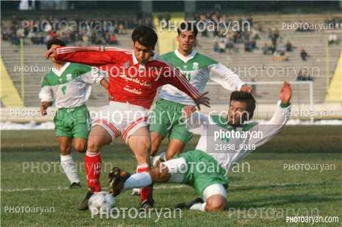 بازیکنان دهه های مختلف فوتبال ایران 6-مهدی مهدوی کیا,