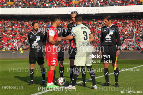 پرسپولیس  2-تراکتور  0    (1403/11/07)-