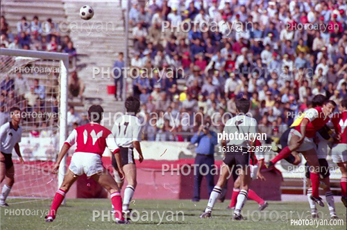 بازیکنان دهه های مختلف فوتبال ایران 33 -