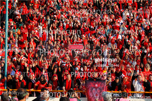 پرسپولیس 2-صنعت نفت آبادان 0 (1401/06/09)-تماشاگران,