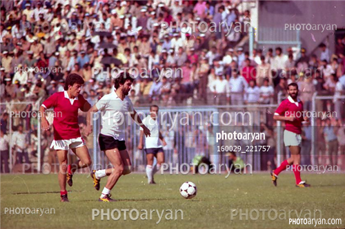 بازیکنان دهه های مختلف فوتبال ایران30-