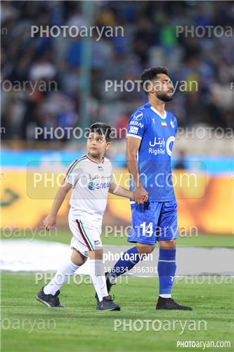 استقلال 3-هوادار 2  (1402/07/28)-