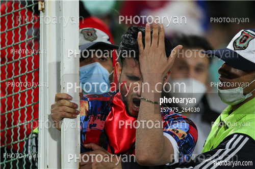 پرسپولیس 2- الومینیوم اراک  3 (1401/01/21)-تماشاگر معترض,