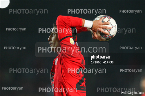 استقلال 0-تراکتور 2    (1403/08/10)-