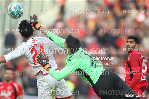 پرسپولیس 3- تراکتورسازی تبریز‎ (95/11/17)0-محمد انصاری,علیرضا بیرانوند,