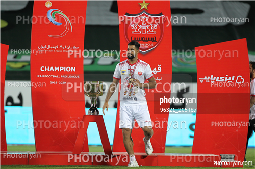 مراسم اهدای جام قهرمانی لیگ برتر (99/05/17) -حسین کنعانی زادگان,