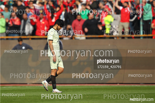 پرسپولیس  2-تراکتور  0    (1403/11/07)-