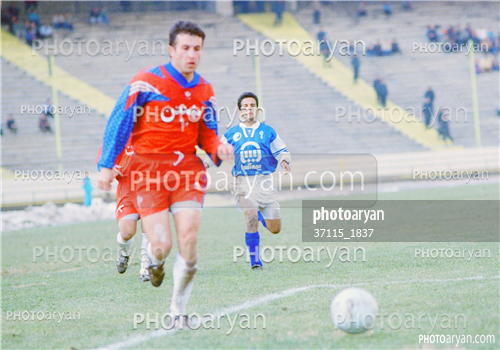 بازیکنان دهه های مختلف فوتبال ایران 11-علی لطیفی,