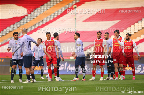 پرسپولیس 2-تراکتور 0  (1402/12/02)-