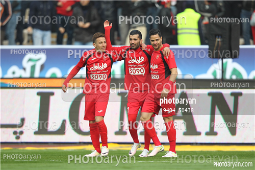 پرسپولیس 3- تراکتورسازی تبریز‎ (95/11/17)0-محسن مسلمان,فرشاد احمدزاده,کمال کامیابی نیا,