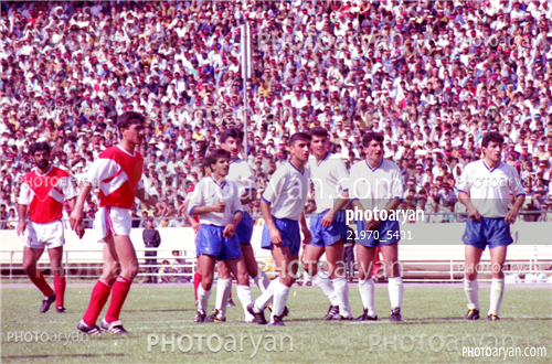 بازیکنان دهه های مختلف فوتبال ایران 7-مرتضی فنونی زاده,ناصر محمدخانی,