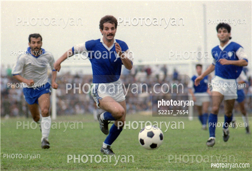 بازیکنان دهه های مختلف فوتبال ایران 12-رضا احدی,