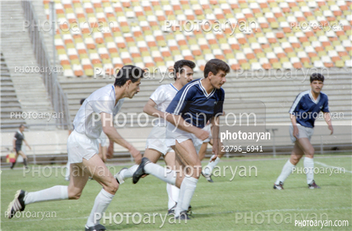 بازیکنان دهه های مختلف فوتبال ایران 9-جواد منافی,