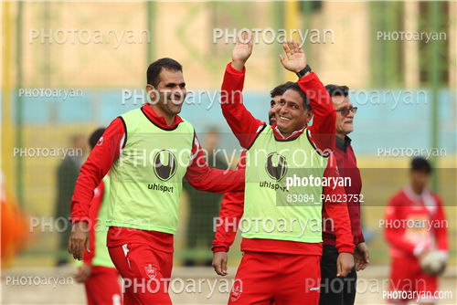 پرسپولیس 2-استقلال  0 (98/08/17)-محمد برزگر,