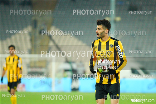 استقلال 3-سپاهان اصفهان  0 (96/09/15)-سعید آقایی,