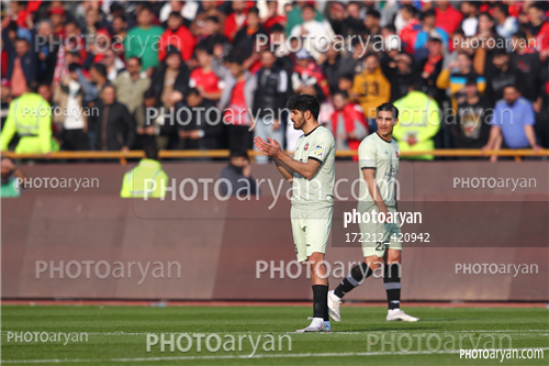 پرسپولیس  2-تراکتور  0    (1403/11/07)-