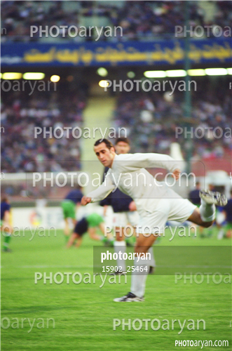 بازیکنان دهه های مختلف فوتبال ایران 2-علی کریمی Ali Karimi,