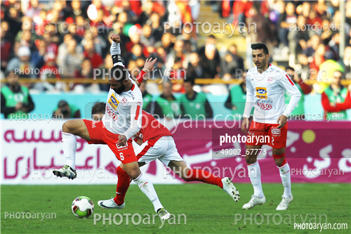 پرسپولیس 2-تراکتورسازی تبریز 0 (96/10/08)-فرشاد احمدزاده,محمد ایران پوریان,مهدی کیانی,