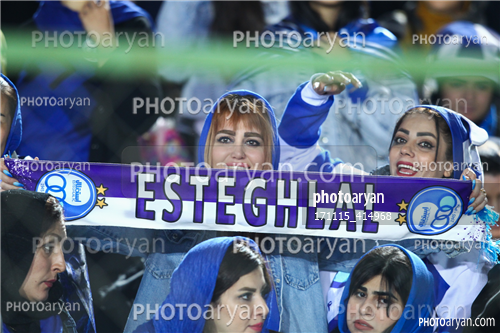 استقلال 0-تراکتور 2    (1403/08/10)-