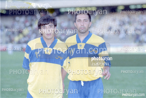 بازیکنان دهه های مختلف فوتبال ایران 5-خداداد عزیزی  Khodadad Azizi,علی اصغر مدیر روستا,