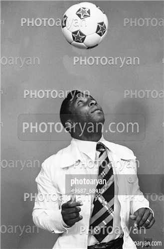 پله (Pelé)-