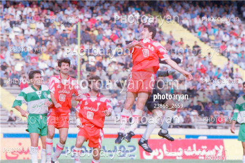 بازیکنان دهه های مختلف فوتبال ایران 10-بهروز رهبری فر,علی دایی  Ali Daei,کریم باقری,