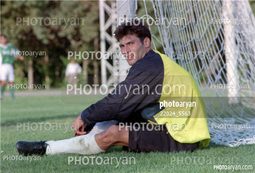 بازیکنان دهه های مختلف فوتبال ایران 7-هادی طباطبایی,