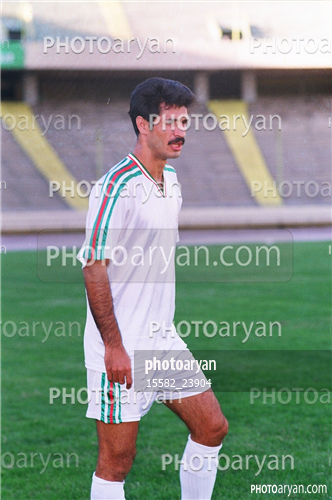بازیکنان دهه های مختلف فوتبال ایران 2-علی دایی  Ali Daei,