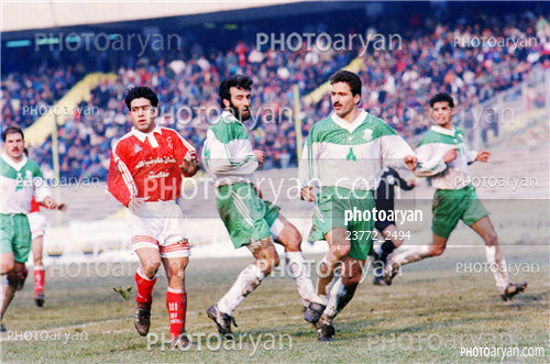 بازیکنان دهه های مختلف فوتبال ایران 10-مهدی مهدوی کیا,علی اکبراستاداسدی,