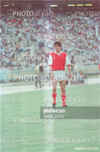 بازیکنان دهه های مختلف فوتبال ایران 1-ناصر محمدخانی,